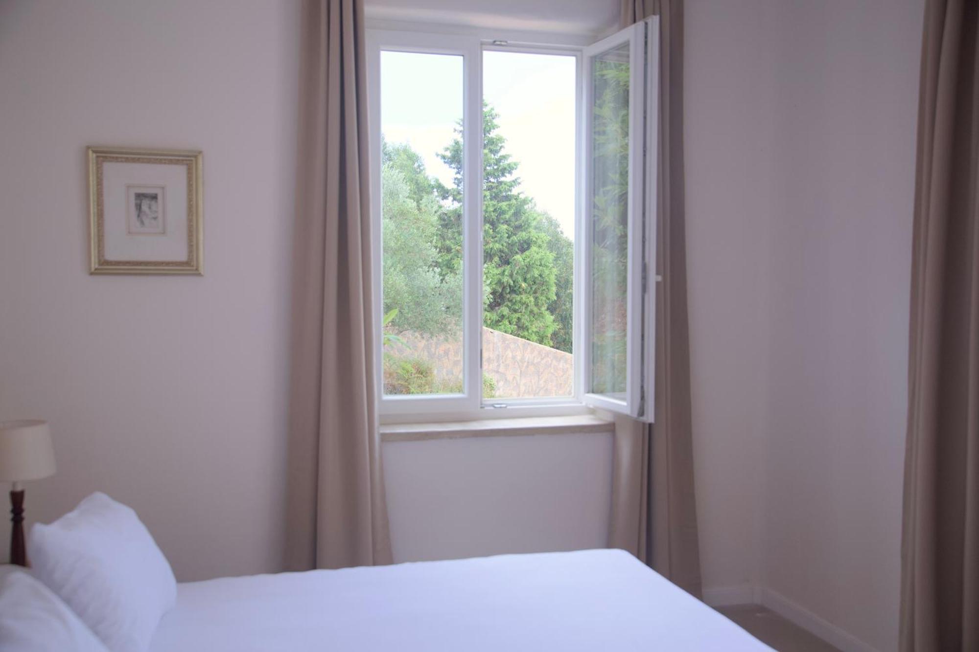 モンシケ Montalma Bed & Breakfast エクステリア 写真